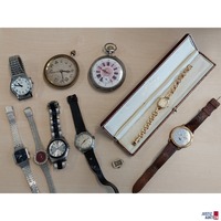 10 diverse Armbanduhren, Taschenuhren, Uhrwerke