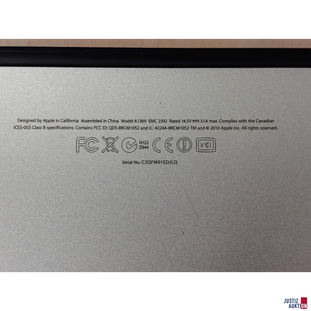 MacBook Air Model A1369 gebraucht/Gebrauchsspuren vorhanden