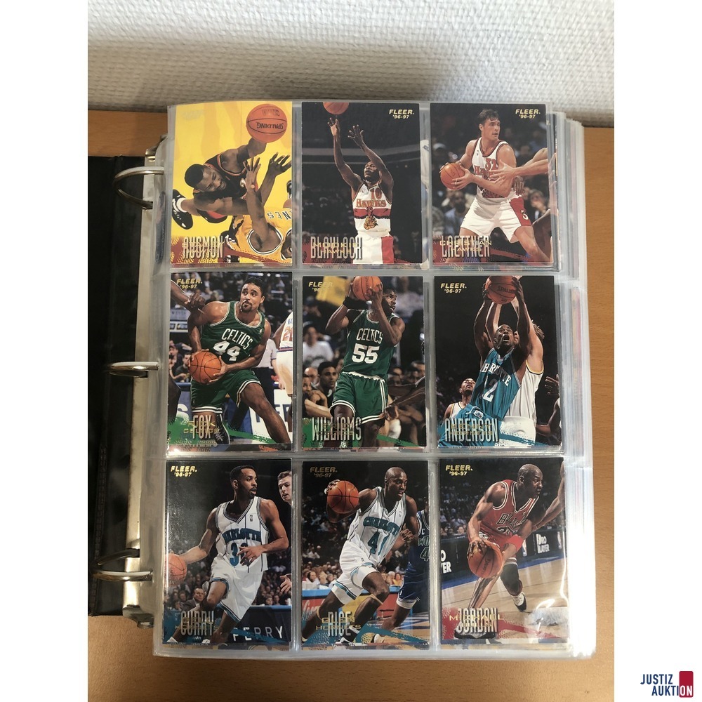 3 Ordner mit diversen Basketball-Sammelkarten aus dem Jahre 1994 - 1998!