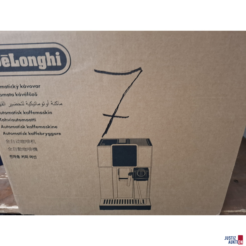 Kaffeemaschine im Orginalkarton