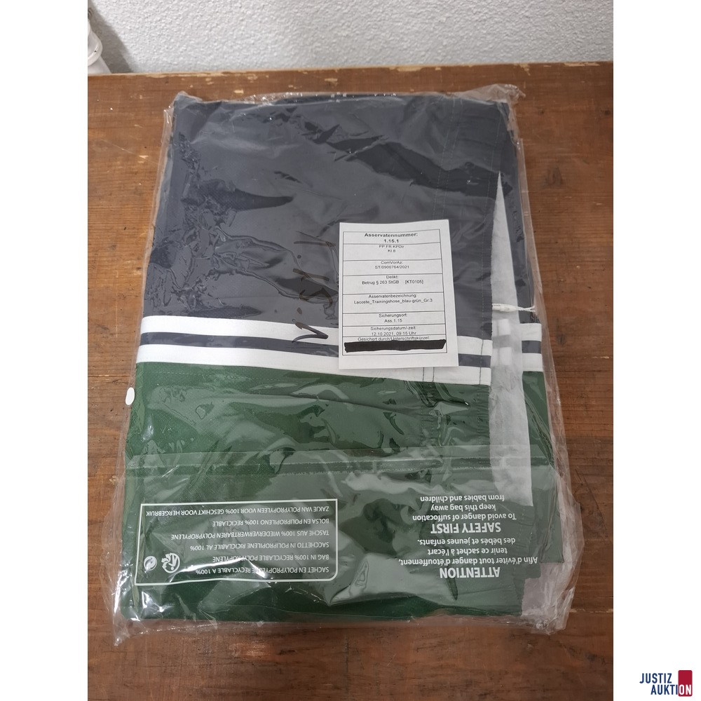 Lacoste Trainingshose Gr&ouml;&szlig;e 3