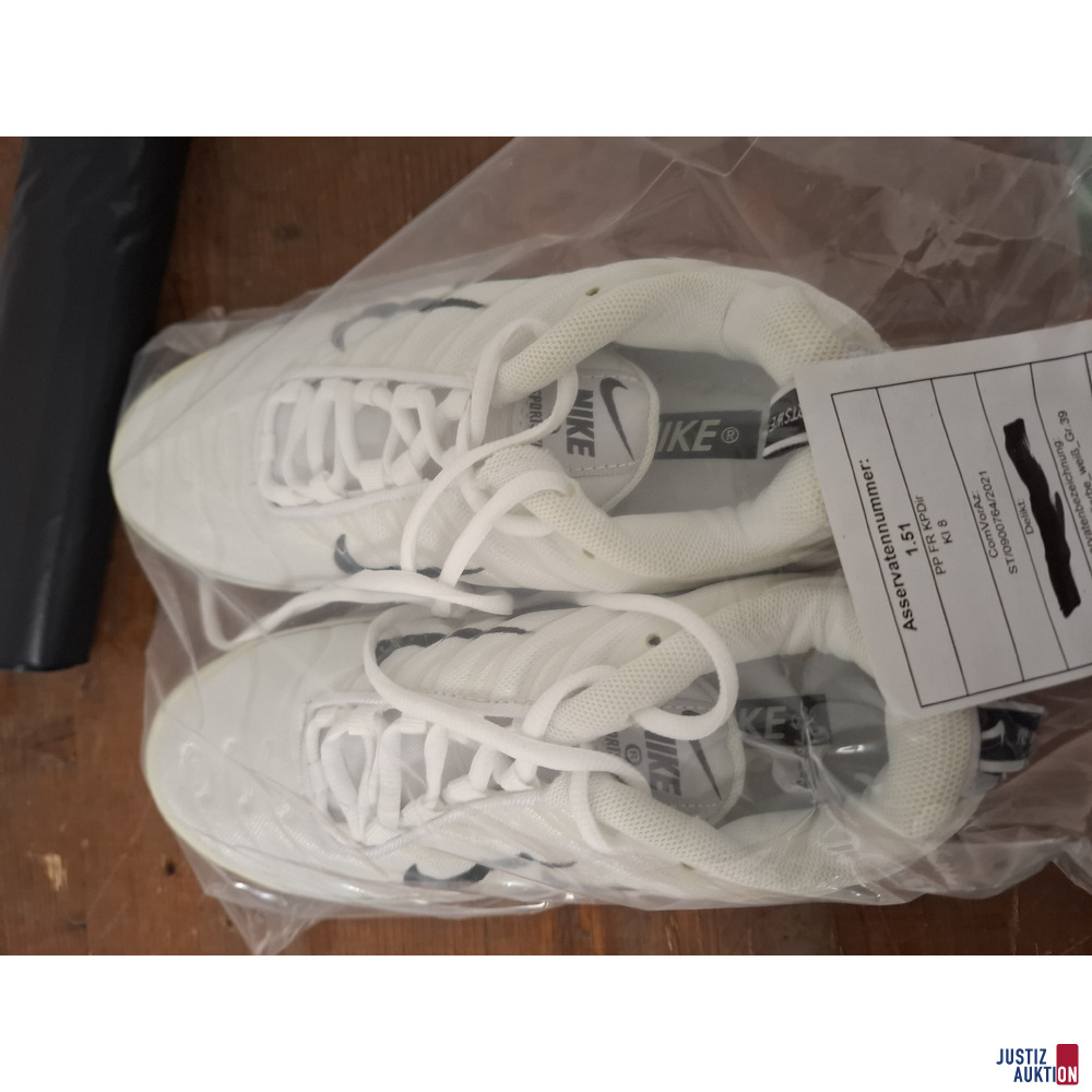 Schuhe Gr&period; 39