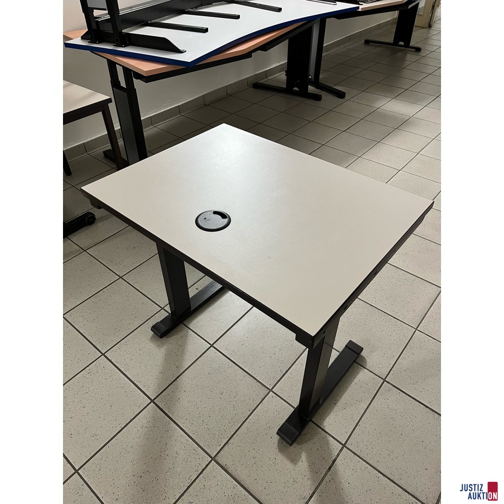 Beistelltisch 2