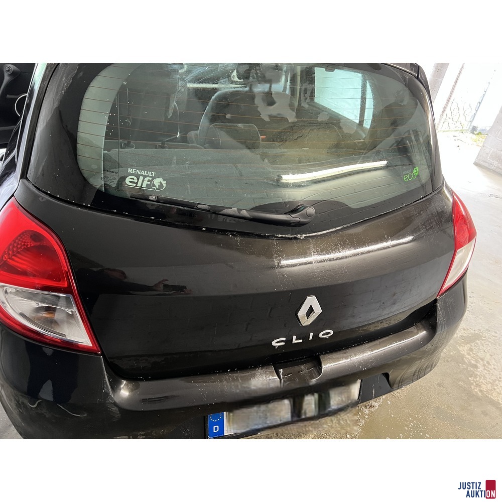 Renault Clio schwarz - Heckansicht