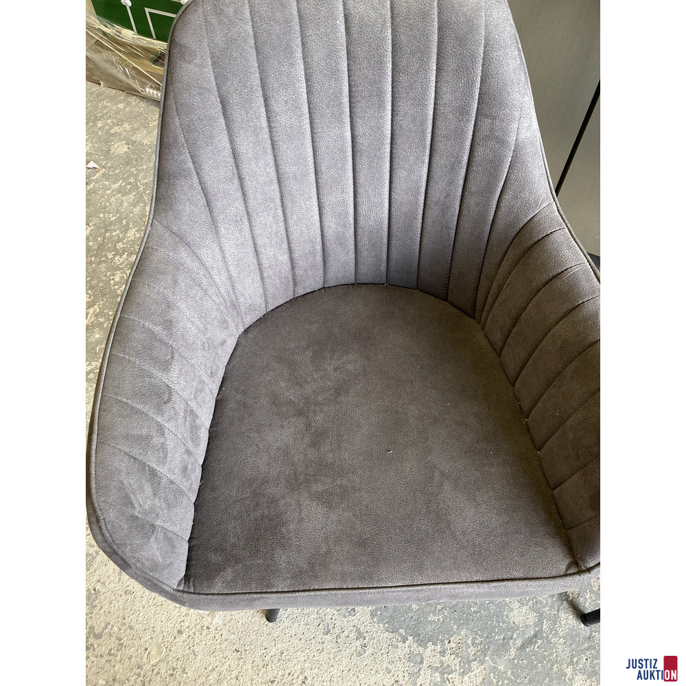 4 stoelen – foto 2 – kavel bij Justiz-Auktion, Neu Wulmstorf