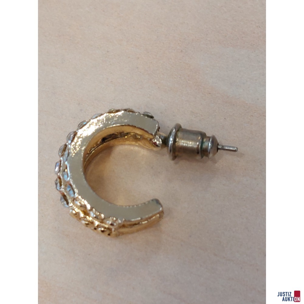 1 Modeschmuckohrring