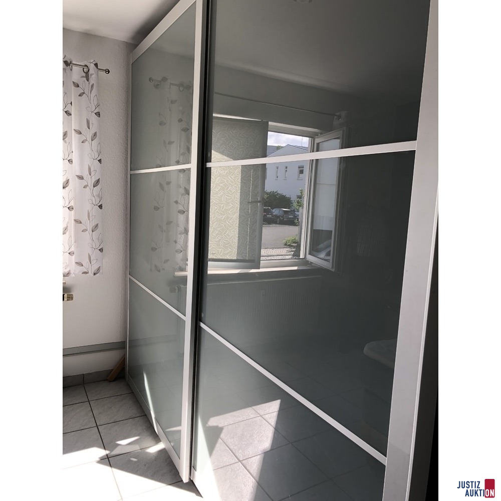 Schrank 3