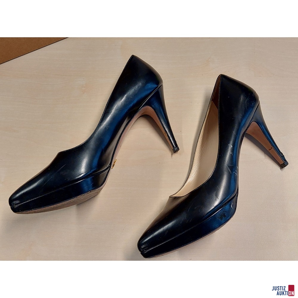 Schuhe der Marke Prada Pumps &ndash; schwarz Gr&period; 42 starke Gebrauchsspuren