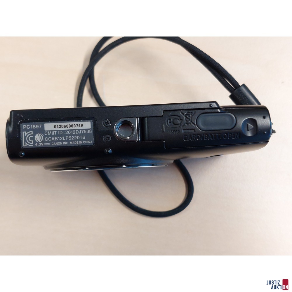 Kamera der Marke Canon IXUS - PC 1897