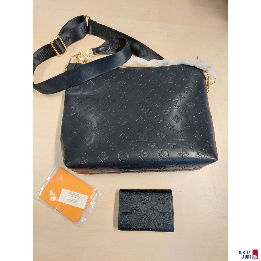 Handtasche der Marke Louis Vuitton - Coussin HOBO Textiltrageriemen und kleine Geldb&ouml;rse leichte Tragespuren vorhanden