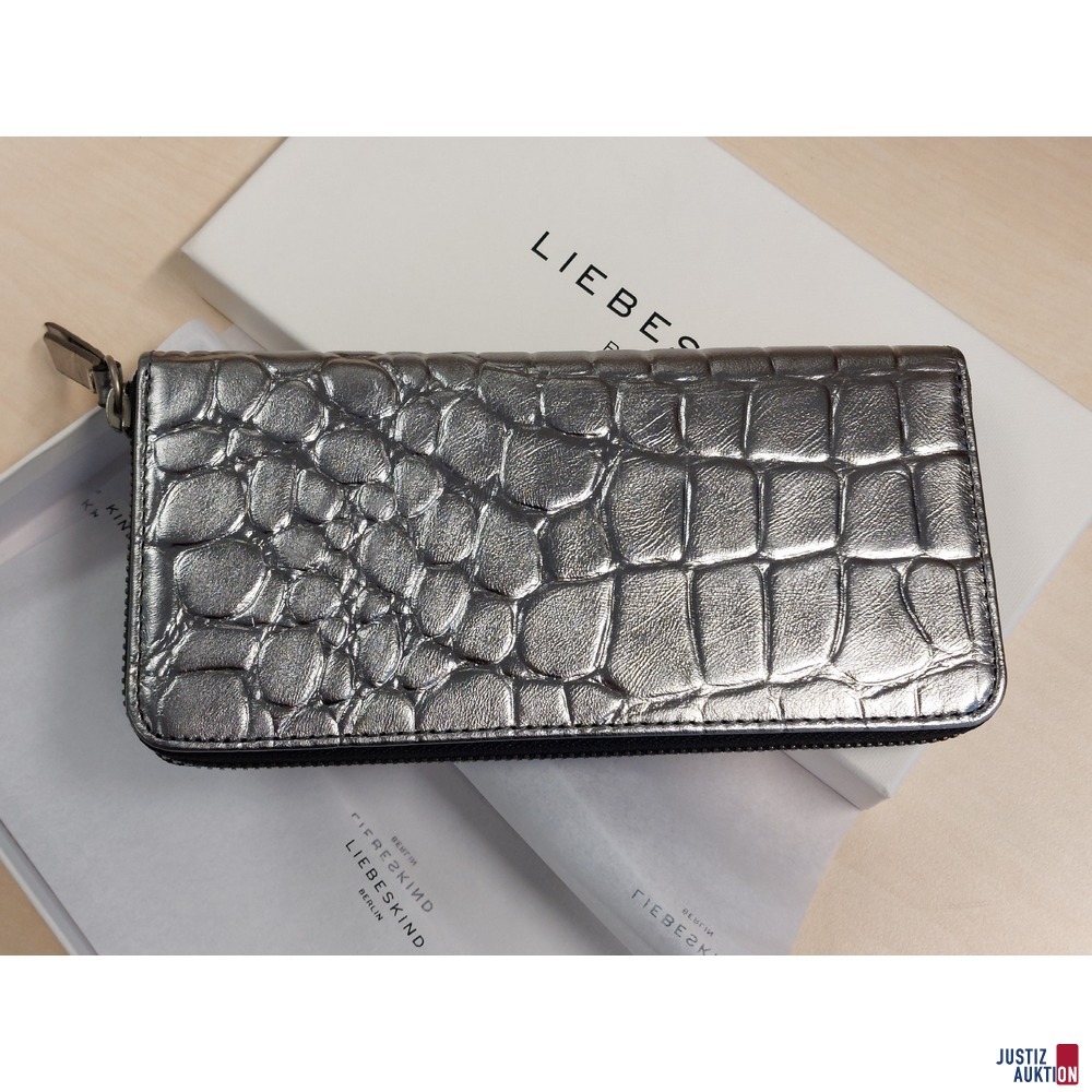 Damengeldb&ouml;rse der Marke Liebeskind Berlin Nr&period; 539 in Originalverpackung Farbe silber NEU