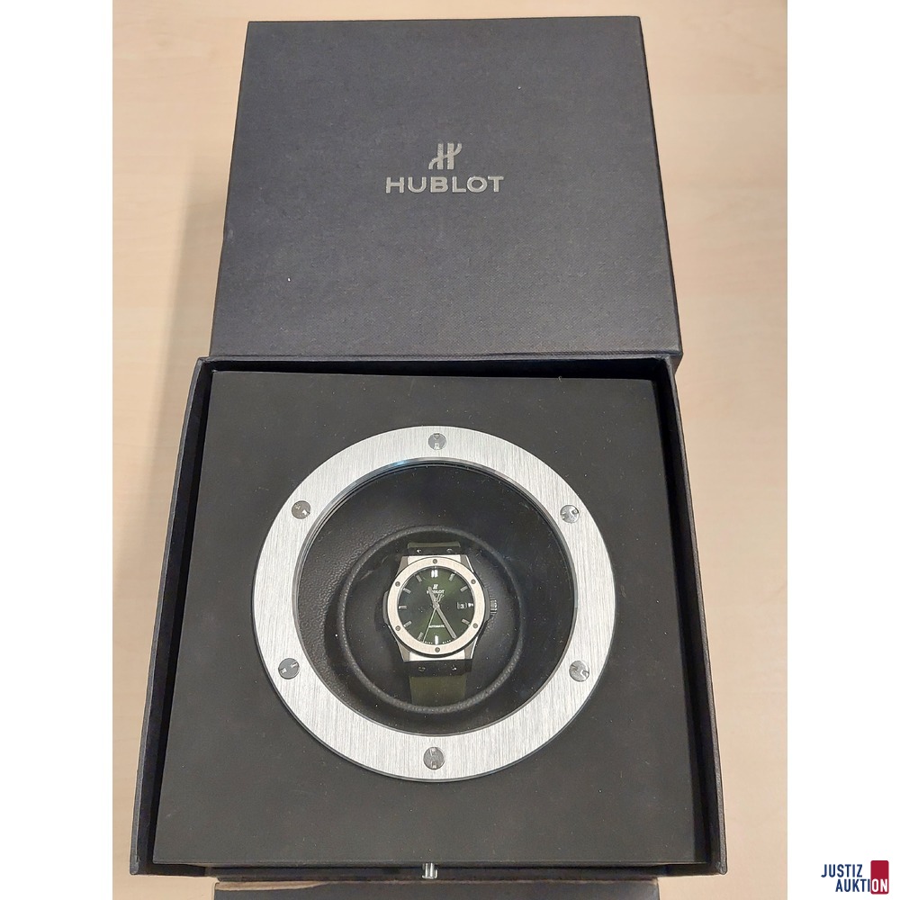 Herrenarmbanduhr der Marke Hublot Classic Fusion