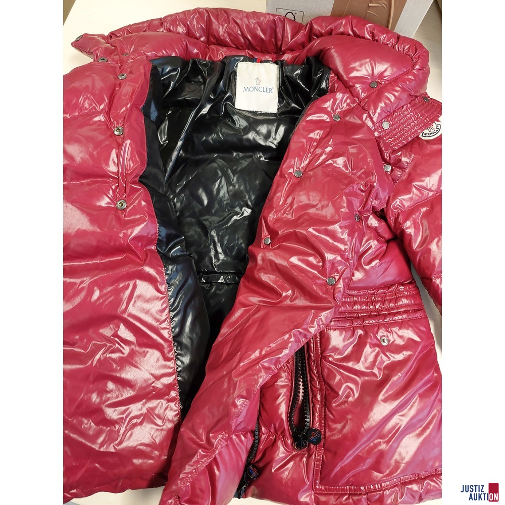 Damenjacke der Marke Moncler - Daim Down Burgundy Gr&period; 4