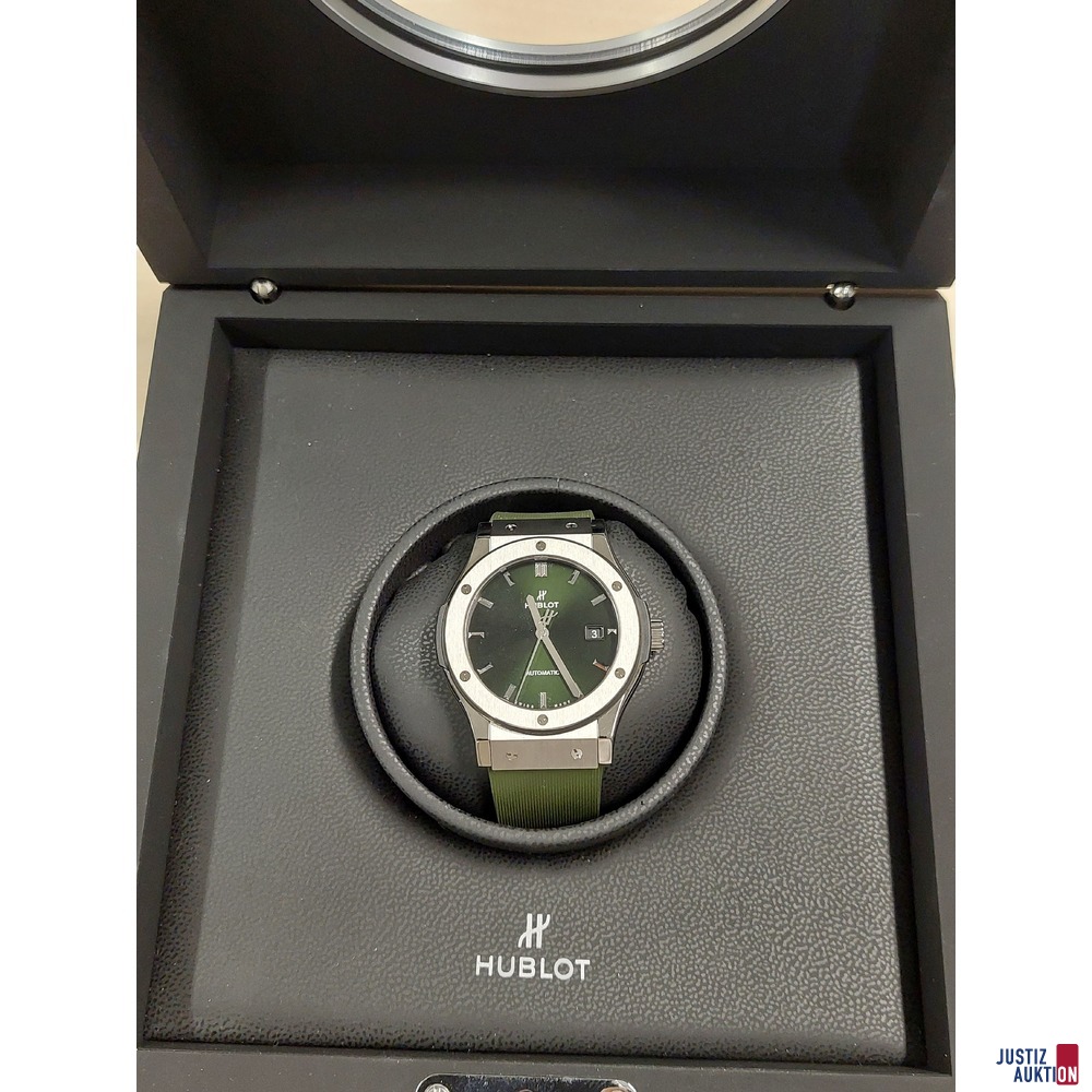 Herrenarmbanduhr der Marke Hublot Classic Fusion