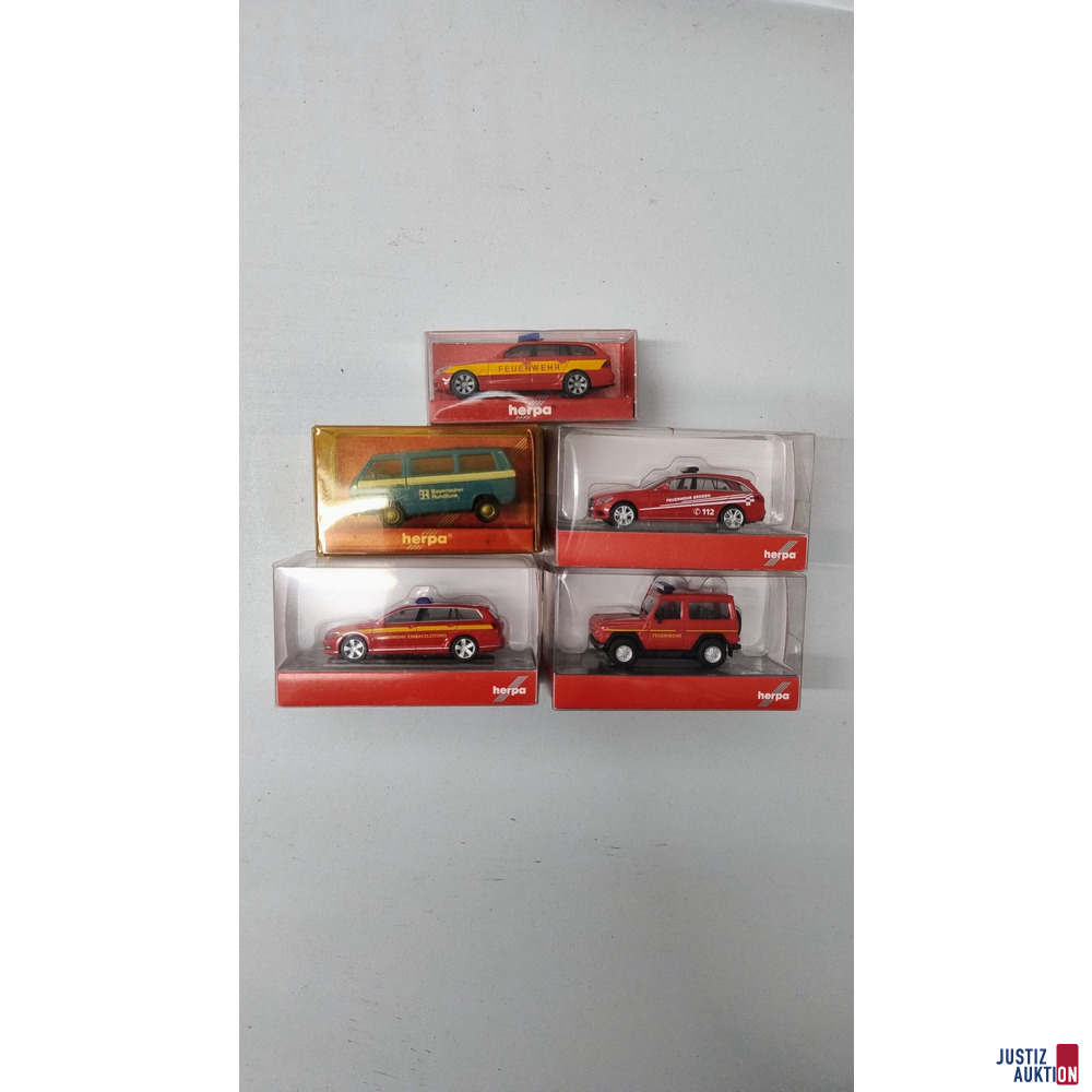 Konvolut Herpa LKW und Auto-Modelle – foto 4 – kavel bij Justiz-Auktion, Hoyerswerda