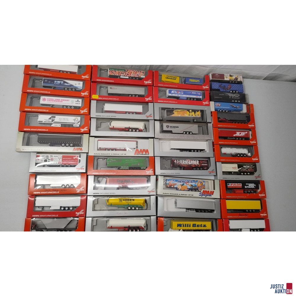 Konvolut Herpa LKW und Auto-Modelle – foto 2 – kavel bij Justiz-Auktion, Hoyerswerda