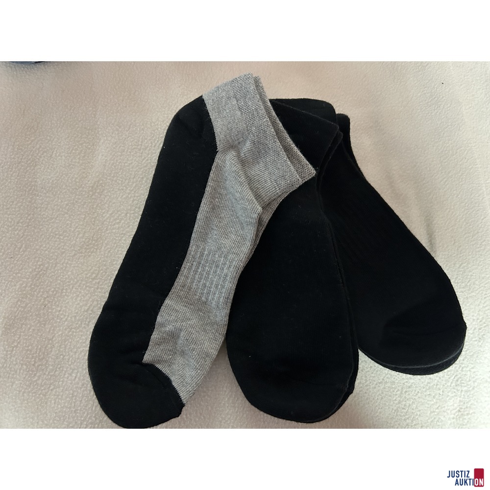 Sneaker schwarz&sol;grau