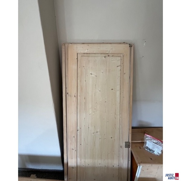 Schrank zerlegt