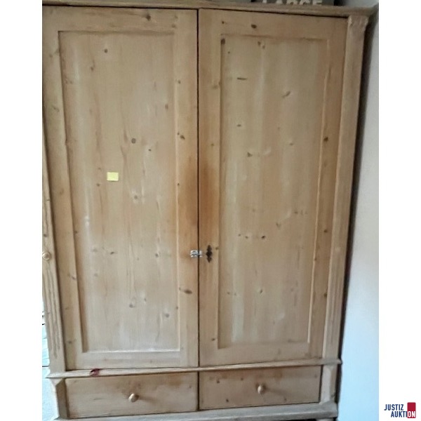 Schrank ganz