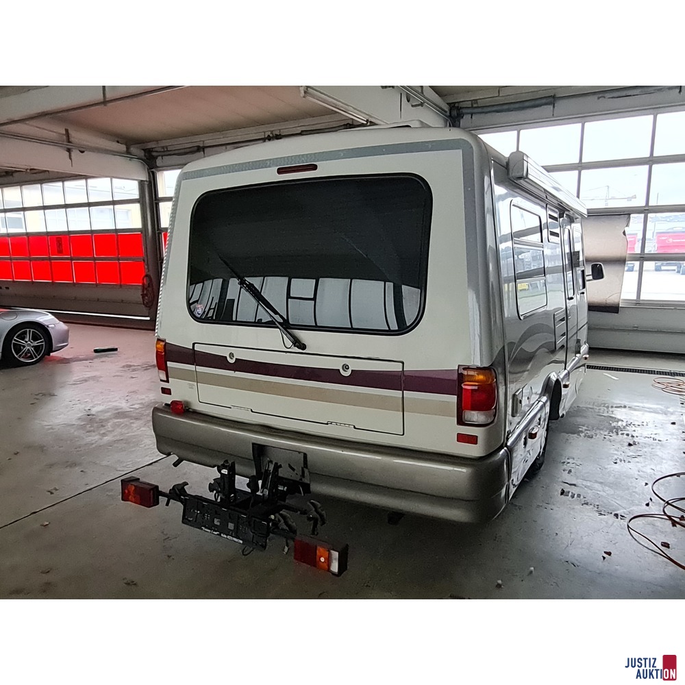 Heckansicht seitlich rechts