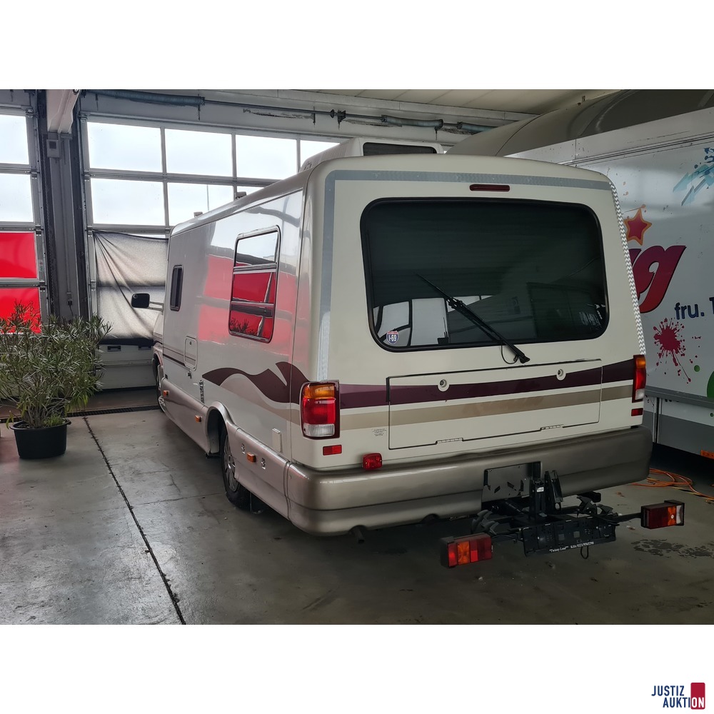 Heckansicht seitlich links