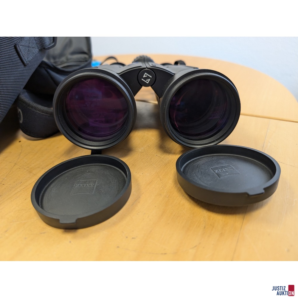 Fernglas vorne