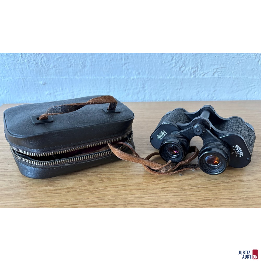 Fernglas und Tasche