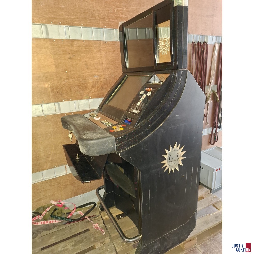 Geldspielautomat seitliche Ansicht