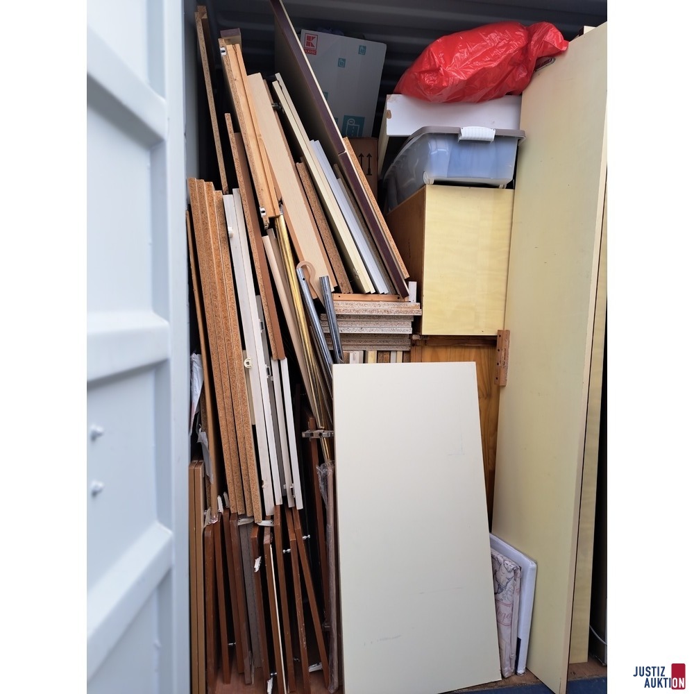 Zerlegte Schr&auml;nke