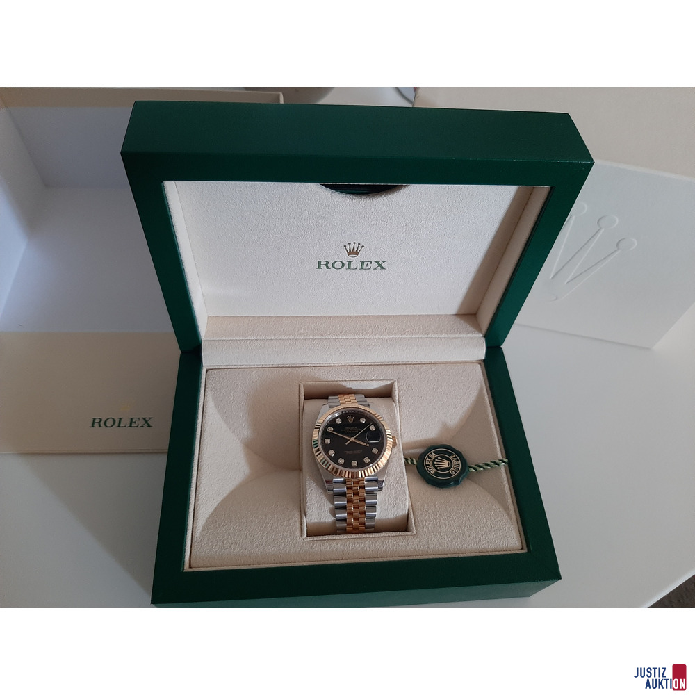 Uhr in Box