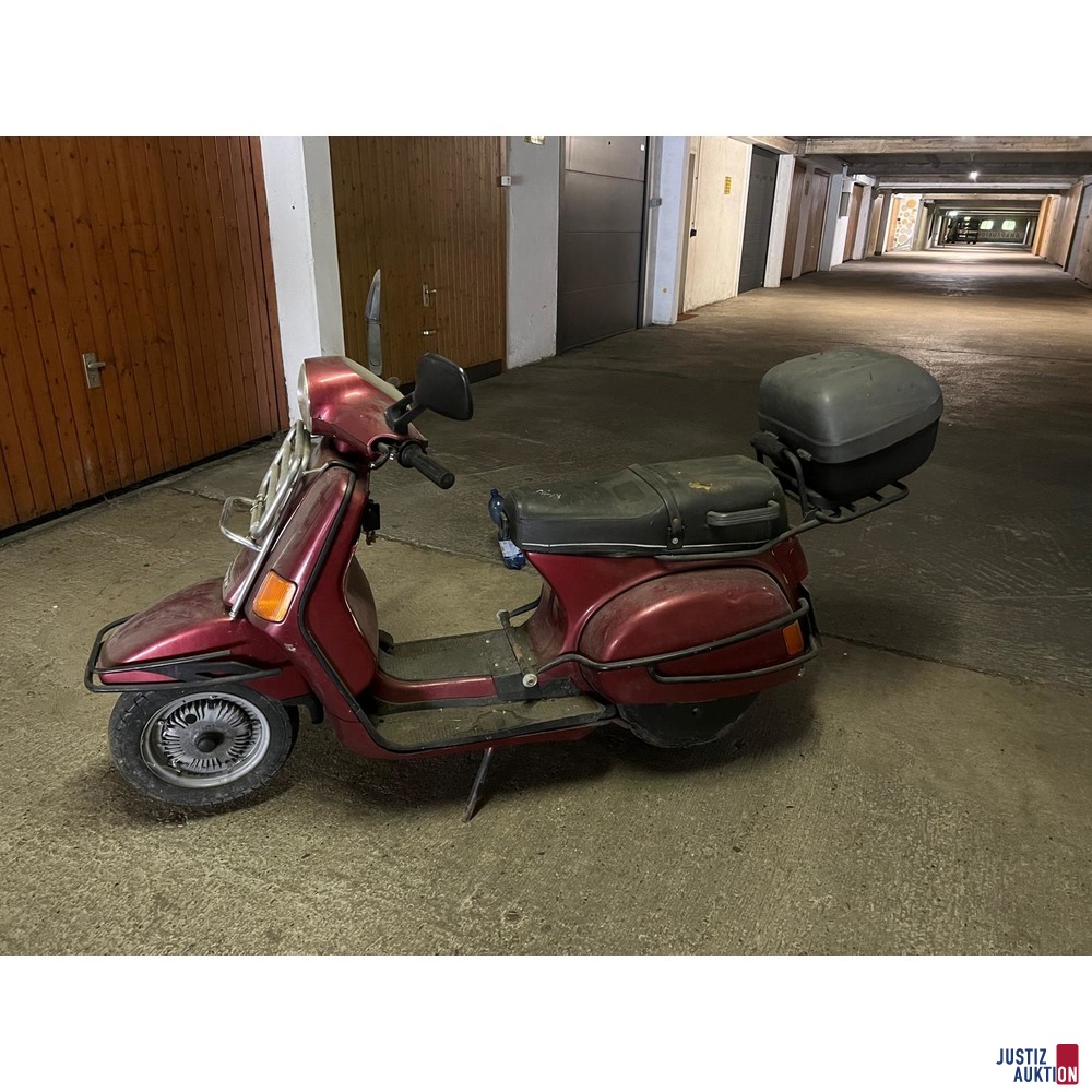 Vespa Piaggio "weinrot"