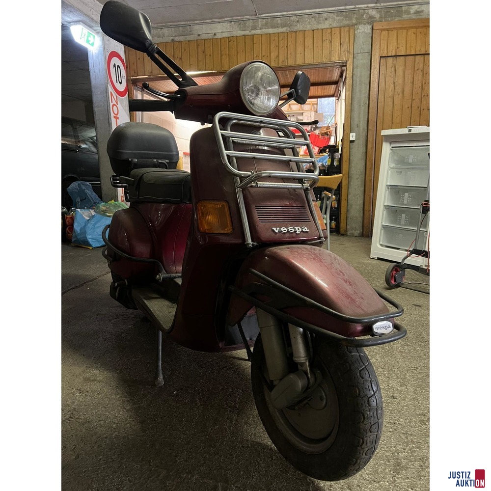 Vespa Piaggio "weinrot"