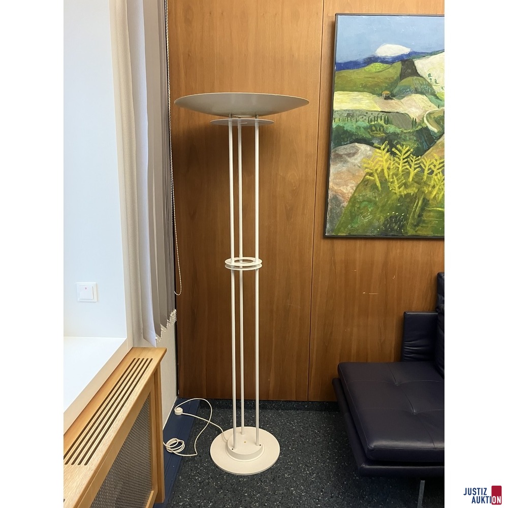 Stehlampe Gesamtansicht