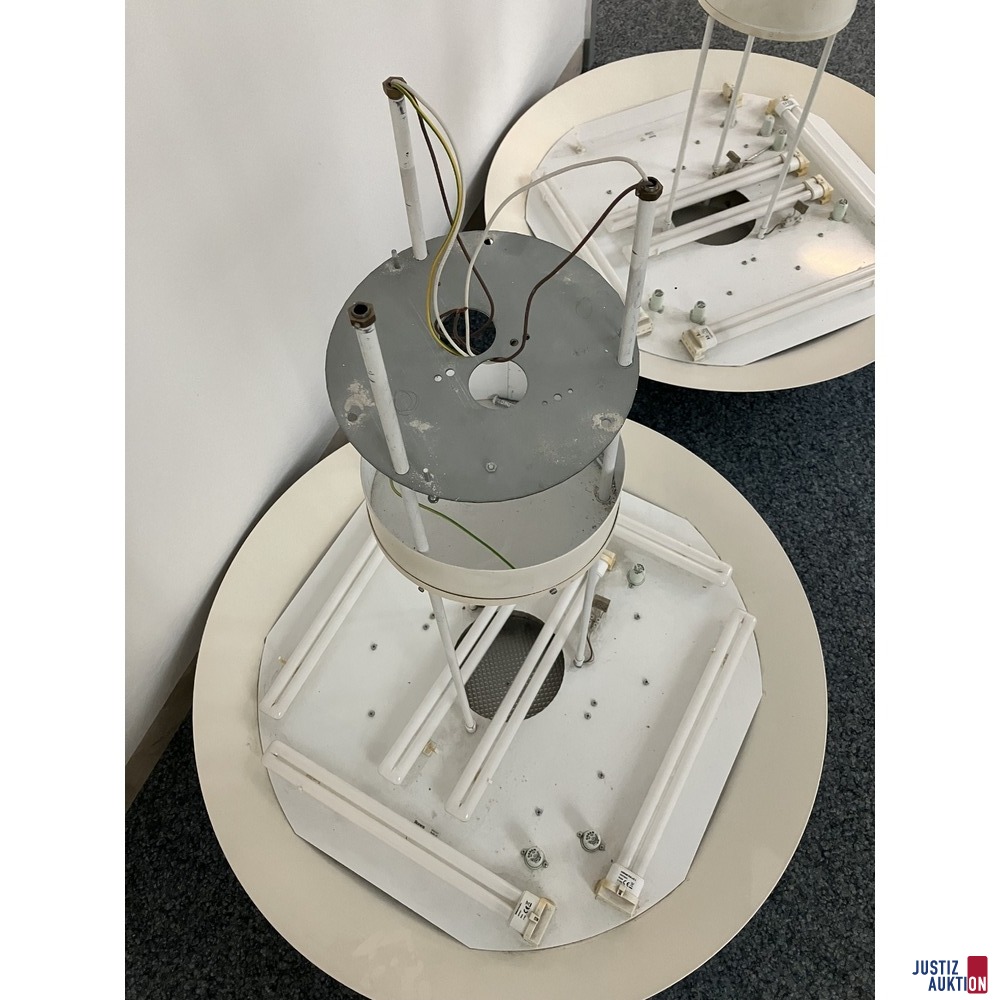 Aufhängung Deckenlampe