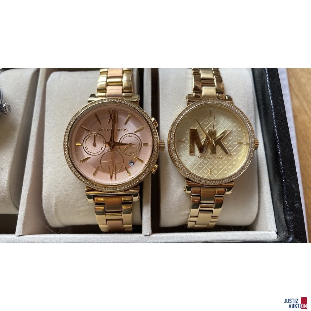 2x Michael Kors
