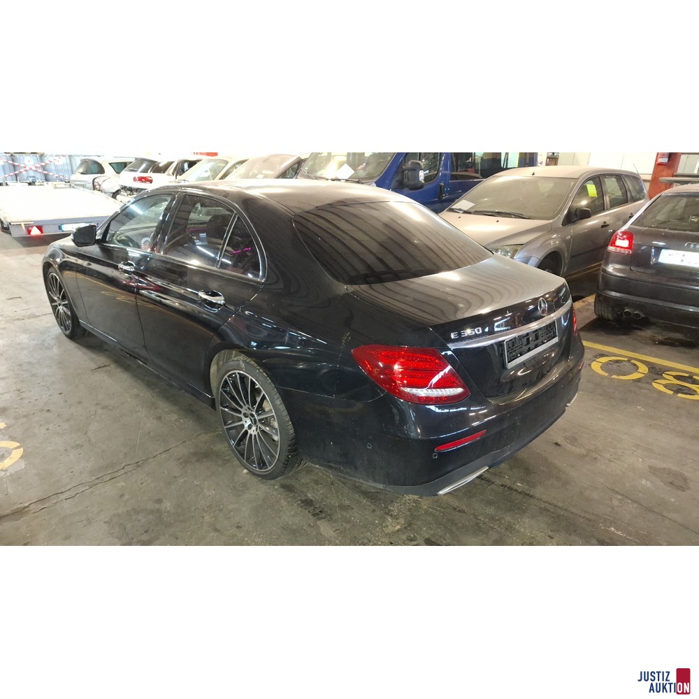 seitliche R&uuml;ckseite