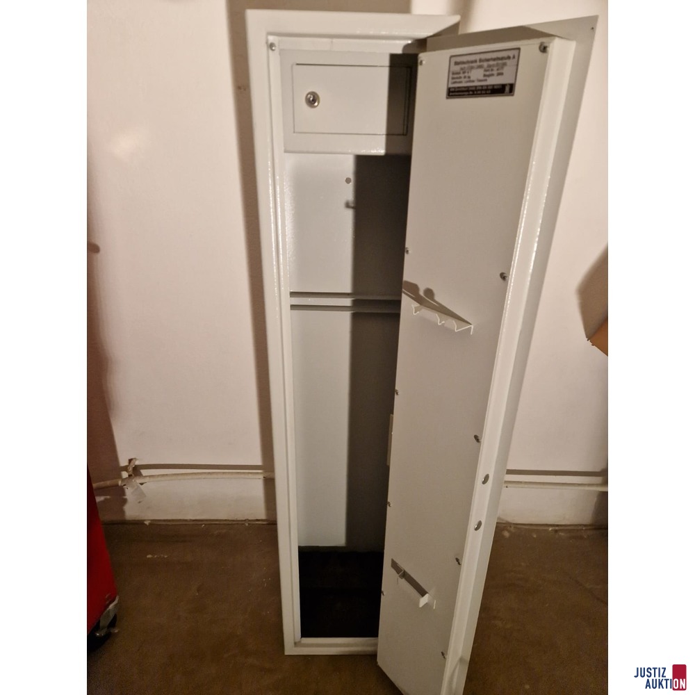 Stahlschrank