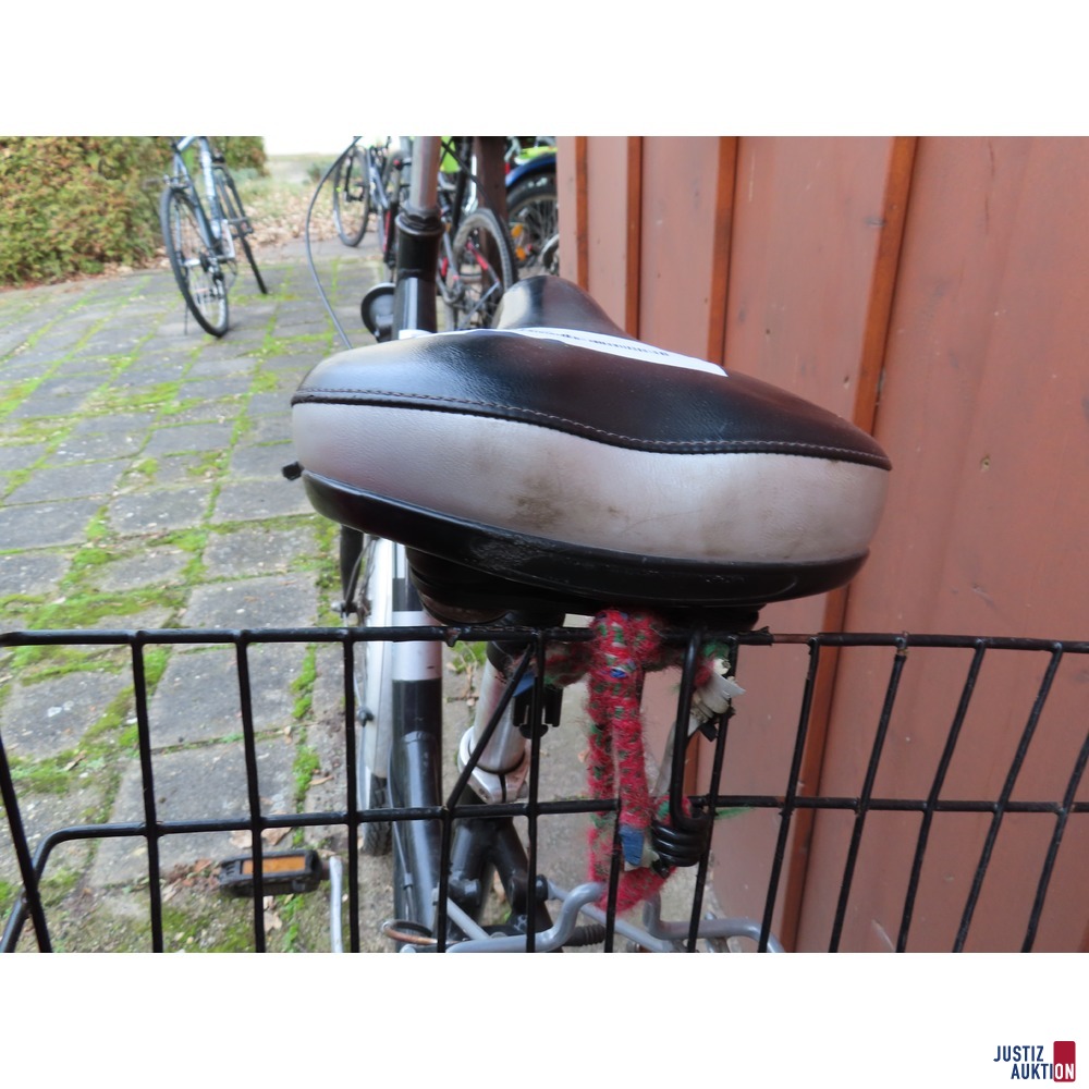 Sattel