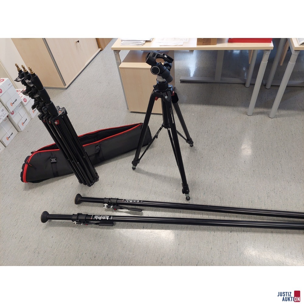 1 3er-Pack Stativ der Marke Manfrotto 1004BAC u&period;a&period;