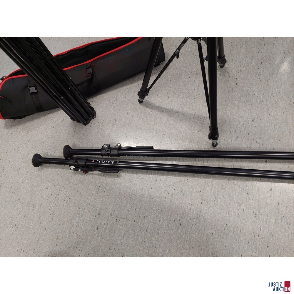 1 3er-Pack Stativ der Marke Manfrotto 1004BAC u&period;a&period;