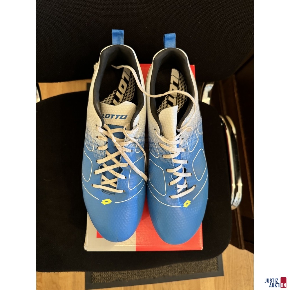 Fußballschuhe Marke LOTTO, GR. 42,5