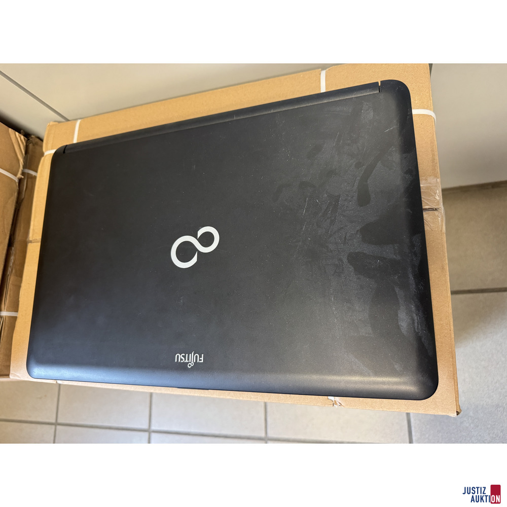 Laptop zu