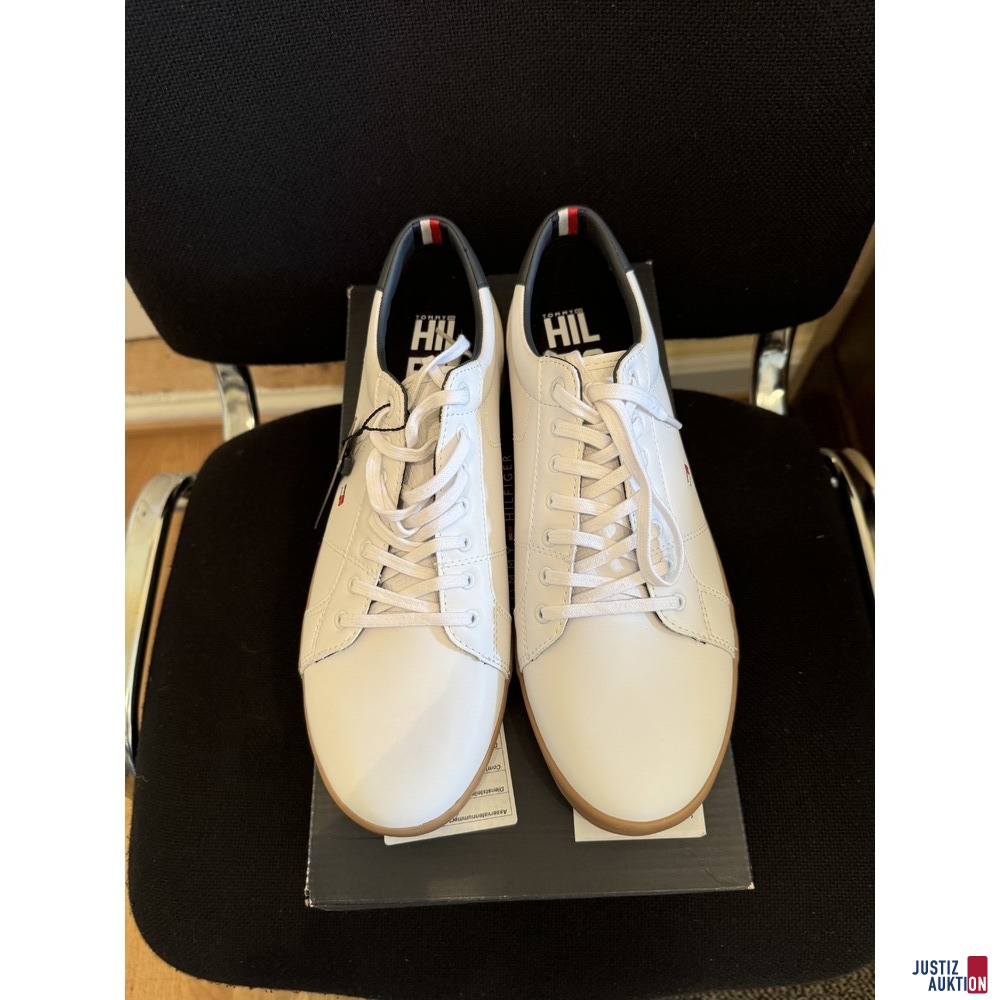 Schuhe Marke TOMMY HILFIGER, Gr. 43