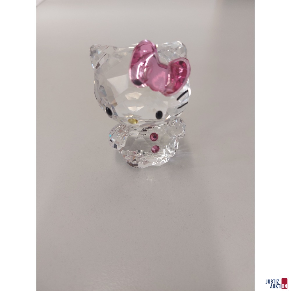 Swarovski – Hello Kitty Pink Bow 2011 Produkt Code: 1096877 - Größe ca. 4,9 x 7,1 cm