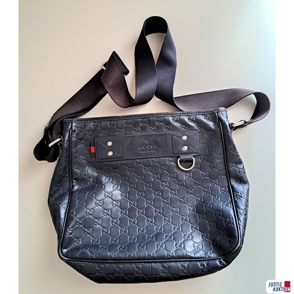 Herren Tasche mit Trägerriemen von Gucci ca. 35x 30 cm