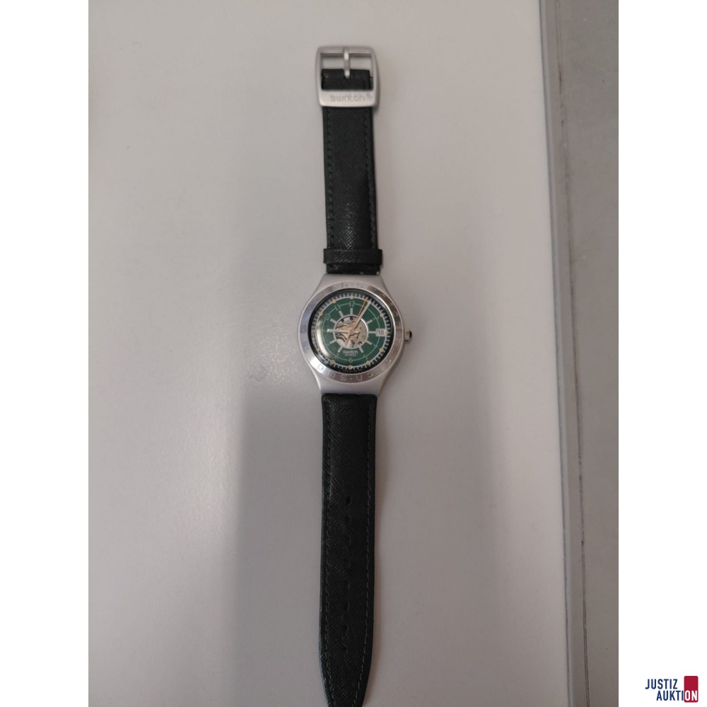 Swatch Irony Aluminium mit H&uuml;lle&comma; Lederband&comma; Batteriebetrieben