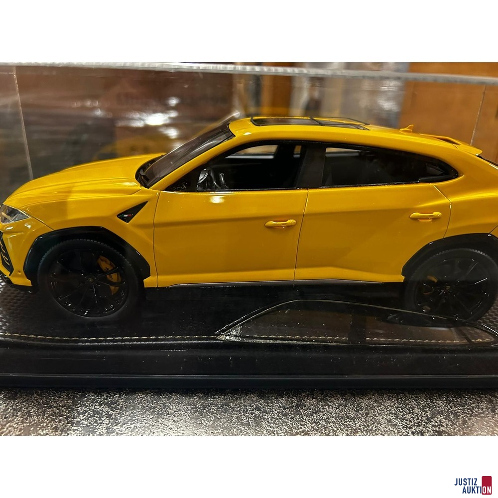 Lamborghini Urus gelb