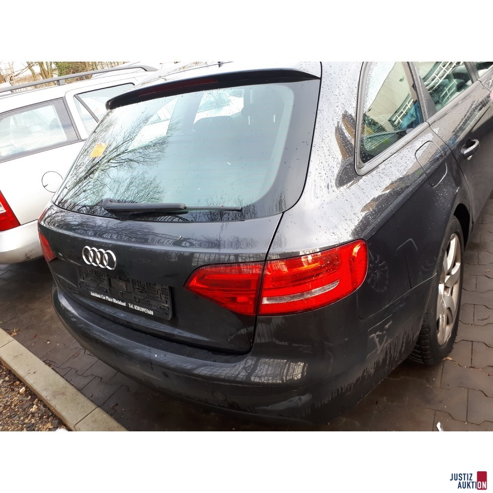 Heck mit Besch&auml;digung