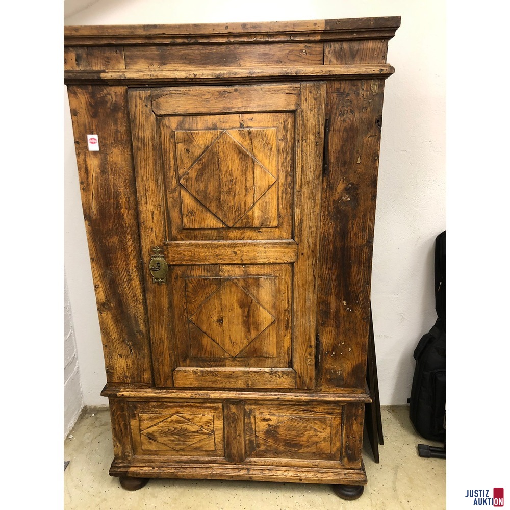Schrank