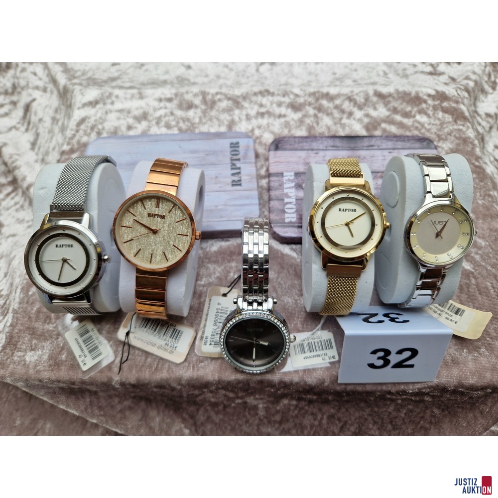 fünf Armbanduhren